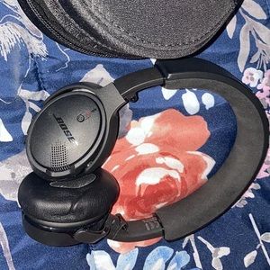 Bose wireless headphones